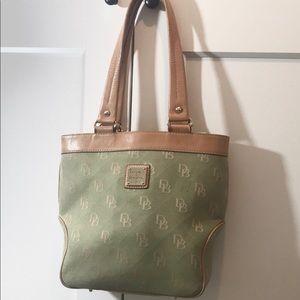 Women totes bag